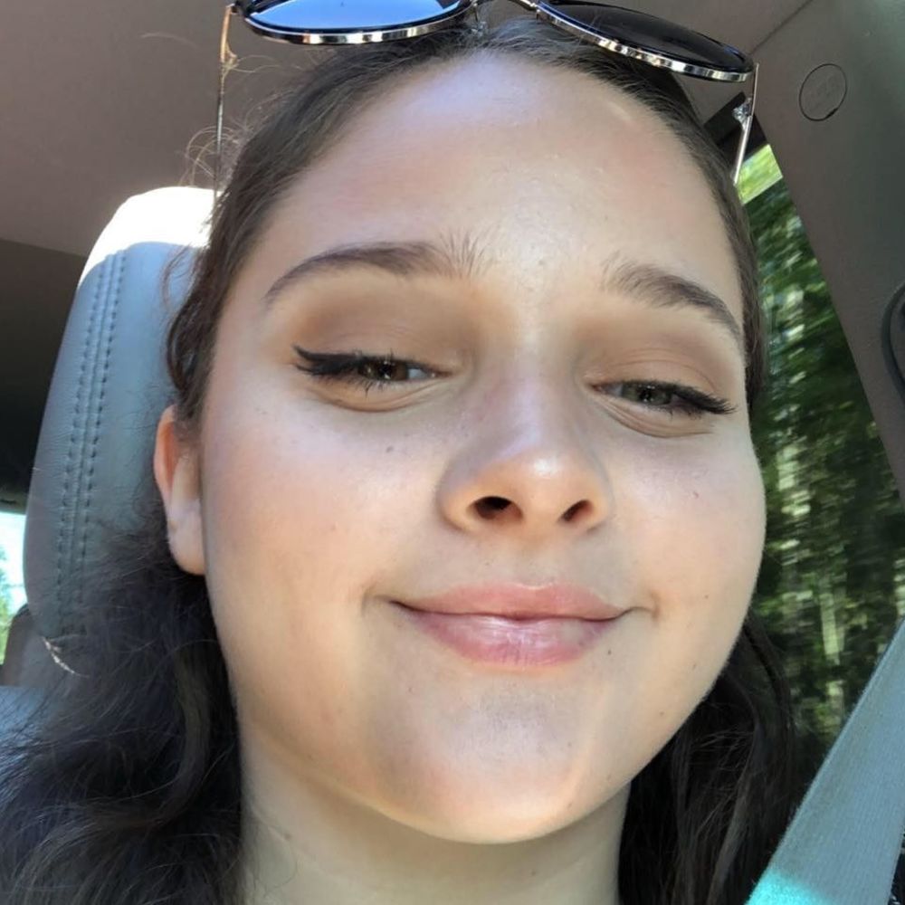 Meet your Posher, Jade